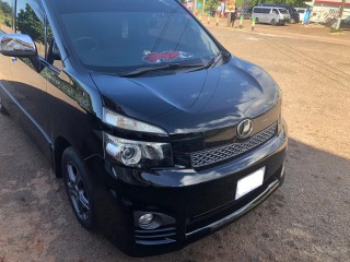 2011 Toyota Voxy for sale in St. Elizabeth, Jamaica