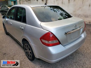 2008 Nissan TIIDA