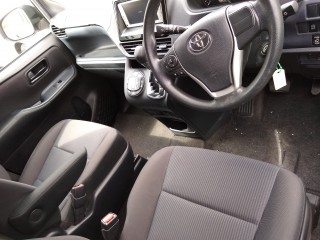 2014 Toyota Noah for sale in Kingston / St. Andrew, Jamaica