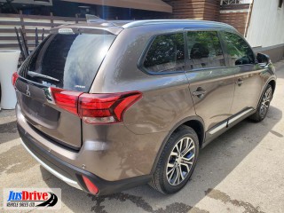 2019 Mitsubishi OUTLANDER