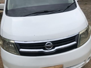 2006 Nissan Serena