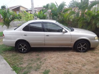 2004 Nissan Sunny