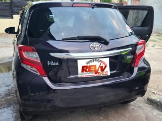 2015 Toyota Vitz Jewela