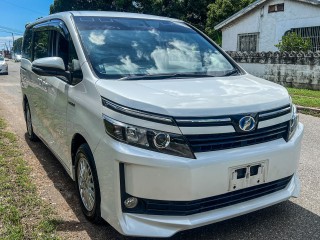 2015 Toyota Voxy