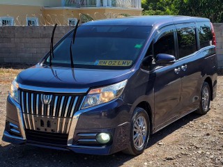 2014 Toyota Esquire
$2,445,000