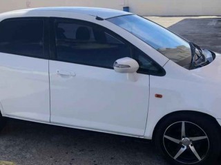 2007 Honda fit aria