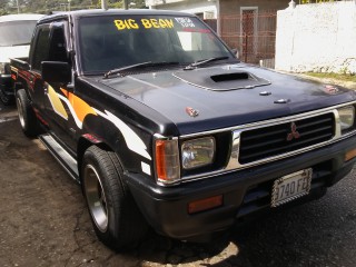1999 Mitsubishi L 200 pickup for sale in Manchester, Jamaica
