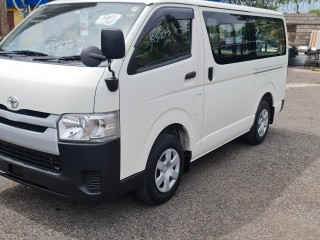 2016 Toyota Hiace