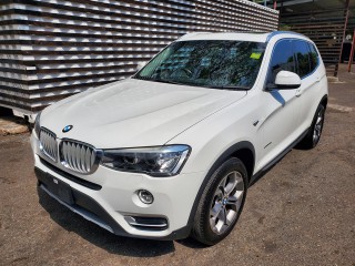 2017 BMW X3 
$3,990,000