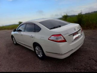 2013 Nissan teana