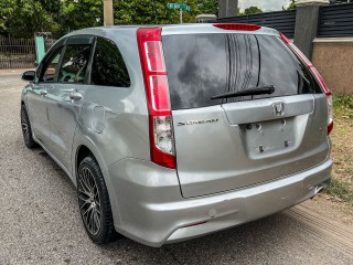 2012 Honda Stream