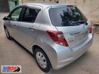 2016 Toyota VITZ