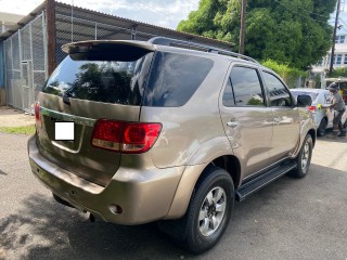 2007 Toyota Fortuner