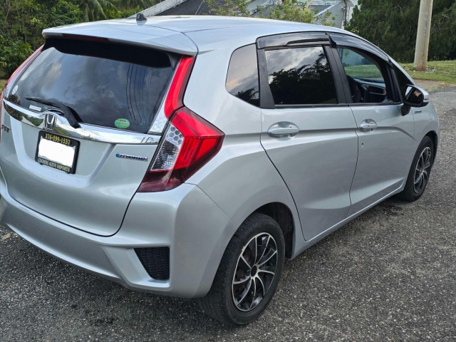 2015 Honda Fit for sale in Kingston / St. Andrew, Jamaica