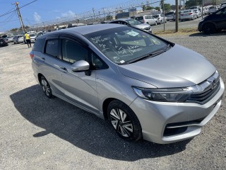 2017 Honda Fit Shuttle for sale in Kingston / St. Andrew, Jamaica