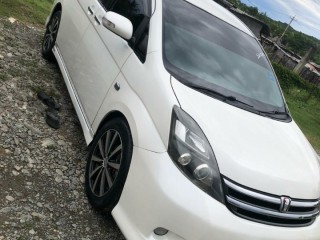 2010 Toyota ISIS PLATANA for sale in Kingston / St. Andrew, Jamaica