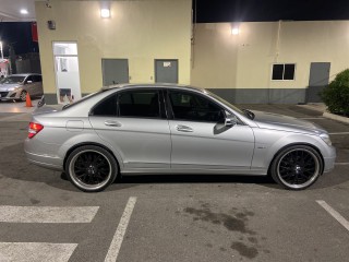 2010 Mercedes Benz C200