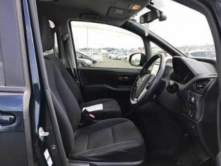 2014 Toyota Voxy for sale in Kingston / St. Andrew, Jamaica