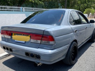 2001 Nissan Sunny