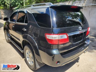 2011 Toyota FORTUNER