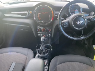 2018 Mini COOPER 5 TURER