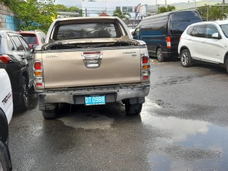 2007 Toyota Hilux