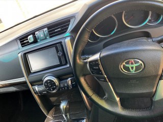 2014 Toyota Mark X 
$2,150,000