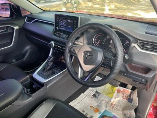 2020 Toyota RAV4
$6,300,000