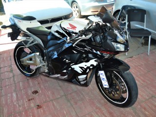 2011 Honda RR600 for sale in Kingston / St. Andrew, Jamaica
