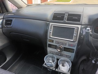 2006 Toyota Ipsum