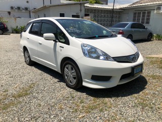 2014 Honda Fit Shuttle for sale in Kingston / St. Andrew, Jamaica