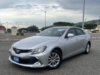 2017 Toyota Mark X