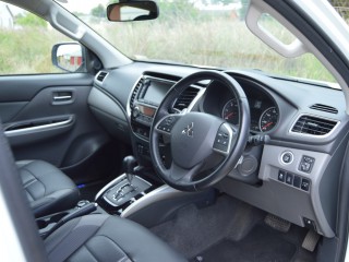 2017 Mitsubishi L200 Barbarian for sale in Kingston / St. Andrew, Jamaica