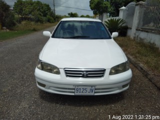 2000 Toyota Camry