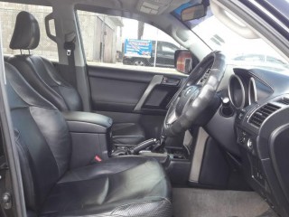 2011 Toyota Prado