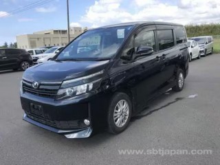 2014 Toyota Voxy