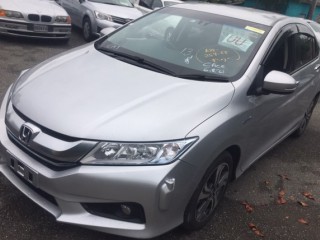 2015 Honda GRACE HYBRID for sale in Kingston / St. Andrew, Jamaica