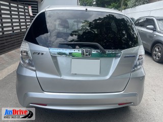 2013 Honda Fit Hybrid for sale in Kingston / St. Andrew, Jamaica