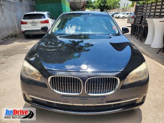 2011 BMW 730i