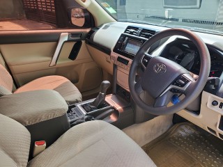 2017 Toyota PRADO 
$7,900,000