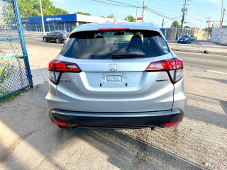 2015 Honda vezel Hybrid for sale in Kingston / St. Andrew, Jamaica