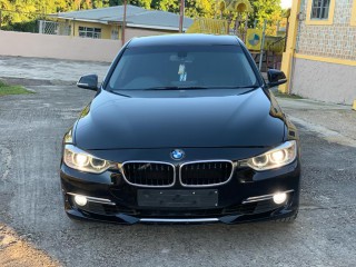 2012 BMW 328i luxury