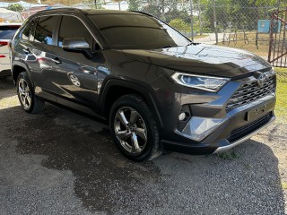 2022 Toyota Rav4 Hybrid
$6,500,000