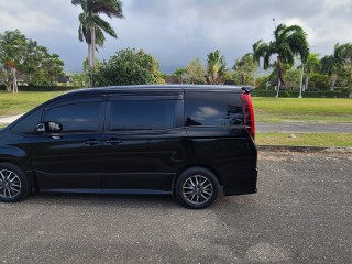 2014 Toyota Noah si for sale in St. Ann, Jamaica