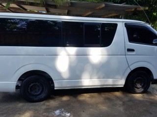 2007 Toyota Hiace