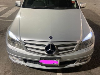 2010 Mercedes Benz C200