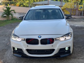 2016 BMW 320i