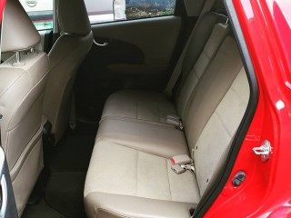 2011 Honda Fit shuttle Hybrid for sale in Kingston / St. Andrew, Jamaica