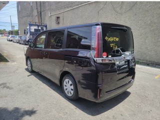 2018 Toyota Noah