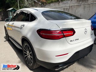 2019 Mercedes Benz GLC250